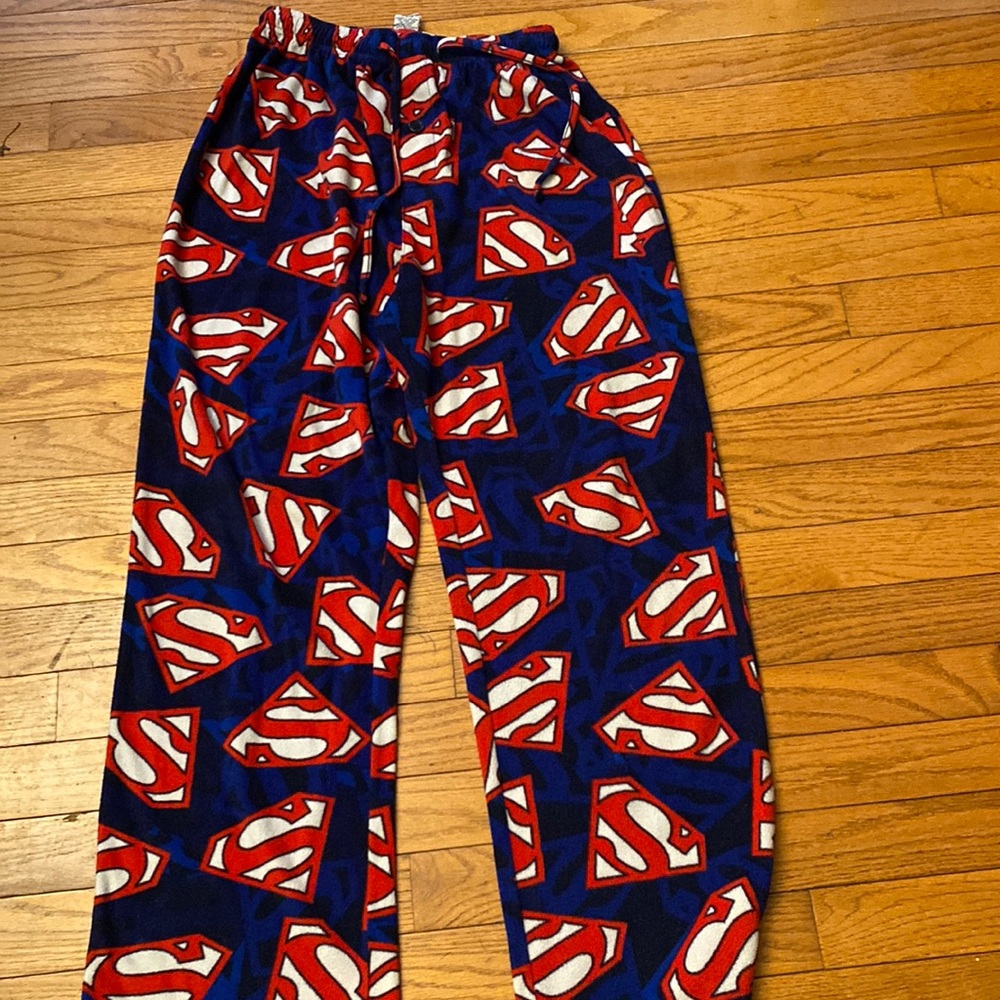 ❤️Mens fleece Superman Pajama bottoms - great condition! Size small